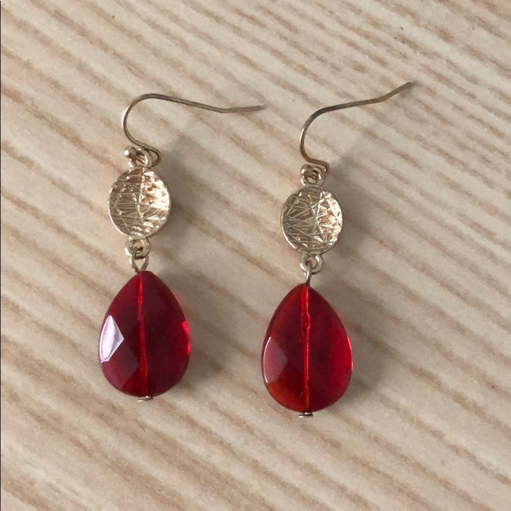 Red and gold dangle earring